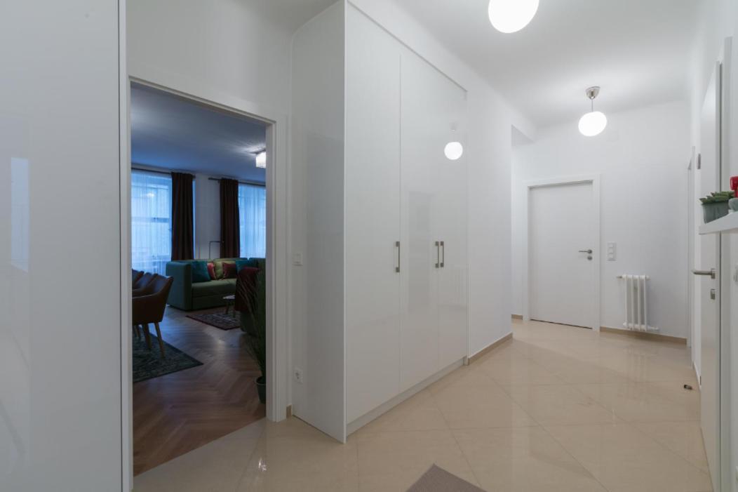Apartment Elegance